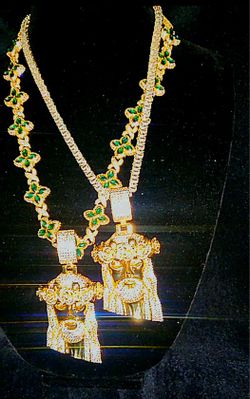 MOISSANITE VVS1 CLOVER CHAIN 