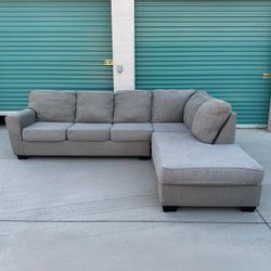 Ashley Furniture Grey 2 Piece Sectional Sofa Couch - 🚚 DELIVERY AVAILABLE