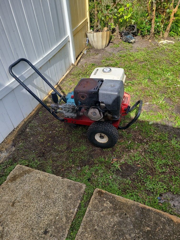 Honda Pressure Washer  With 4000psi Cat Pump Pressure Washer Only Works Well