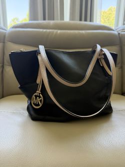 Michael Kors Tote