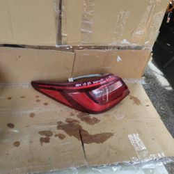2018-2022 Infiniti Q50 Left Tail Light