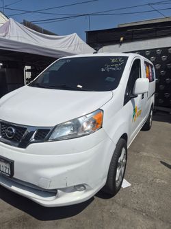 2016 nissan nv 200