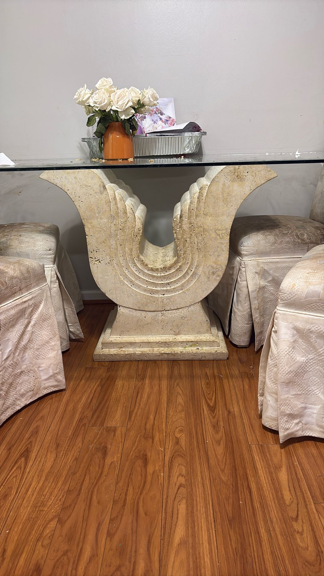 Kitchen Table chairs not included.