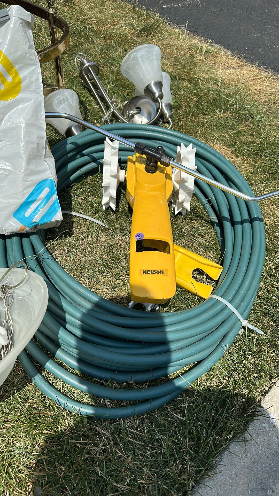 Nelson Traveling Sprinkler With Hose