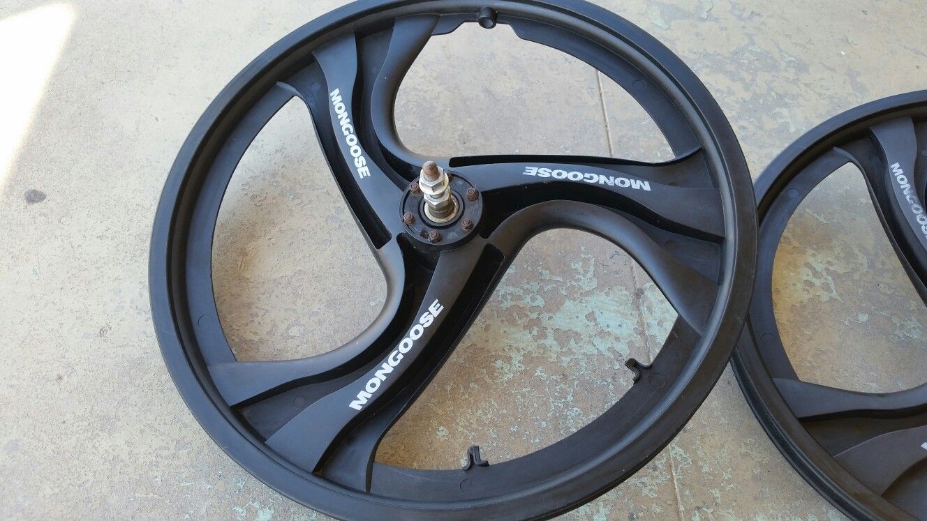 Mongoose 3 spoke mags sale
