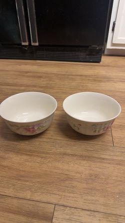 Vintage Cottagecore Ribbed Floral Ceramic Bowl