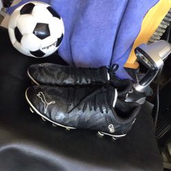 Puma Future Eclipse FG/AG Youth Soccer Cleats Size 4