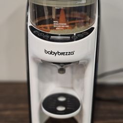 Baby Brezza Formula Dispenser