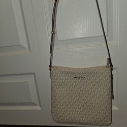 Rose Gold Michael Kors Crossbody