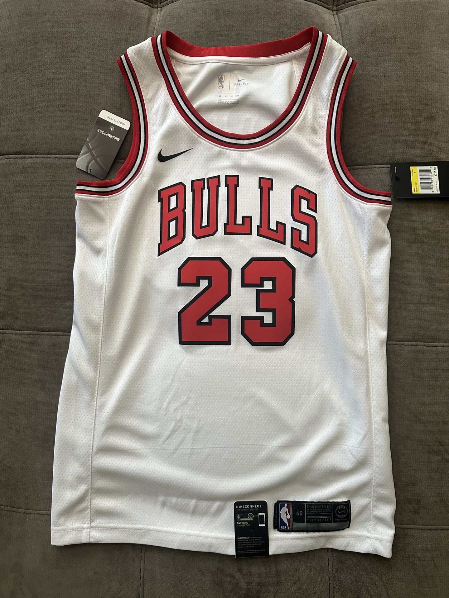 Michael Jordan Jersey Swingman Chicago Bulls Nike Men Size 40 Small A02916-100