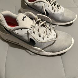 Nike Air Size 11 Men