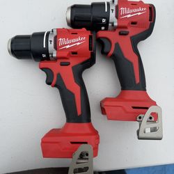 Milwaukee M18 18V Lithium-Ion Brushless Cordless 1/2 in. Compact Hammer Drill/Driver