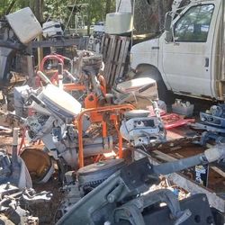 Johnson/evinrude  + Few Others Outboard Parts 