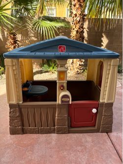 Step 2 Playhouse