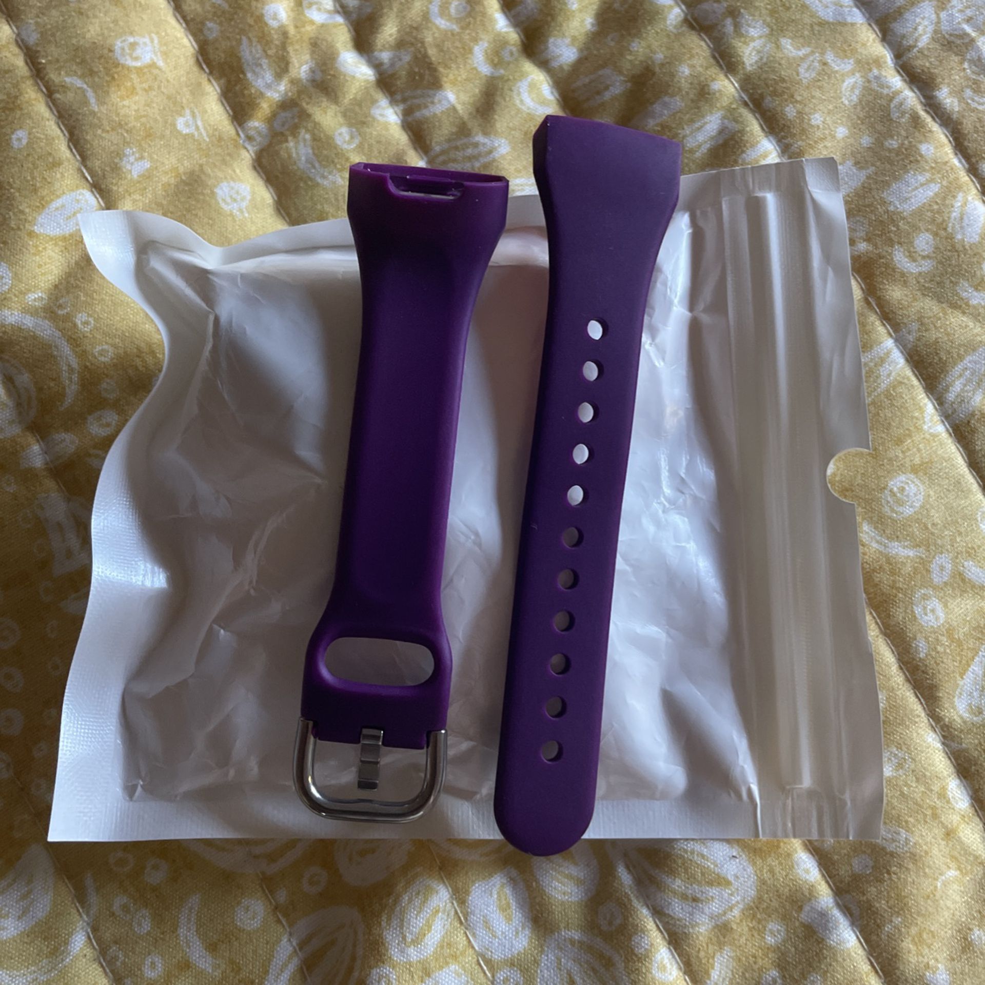 Fitbit charge4 Straps - New