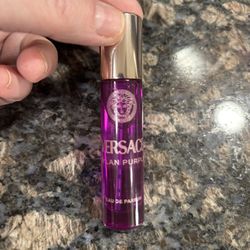 NEW VERSACE DYLAN PURPLE EAU DE PARFUM SPRAY $15!