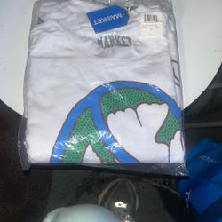 Brand New !!!! Market Peace Practice LS XL 