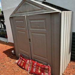 Outdoor shed 