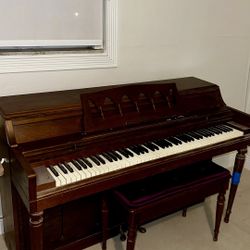 FREE Antique Piano 