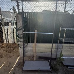 Close Hanging Rack