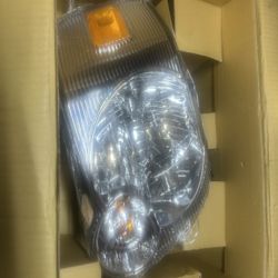 2006-2010 Ford Explorer Headlight