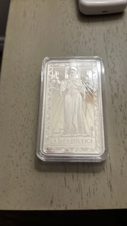 10oz Lady of Justice