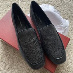 New Donald Pliner Black Shimmer Leather Flat