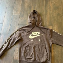 Men’s Nike Hoodie Size Medium