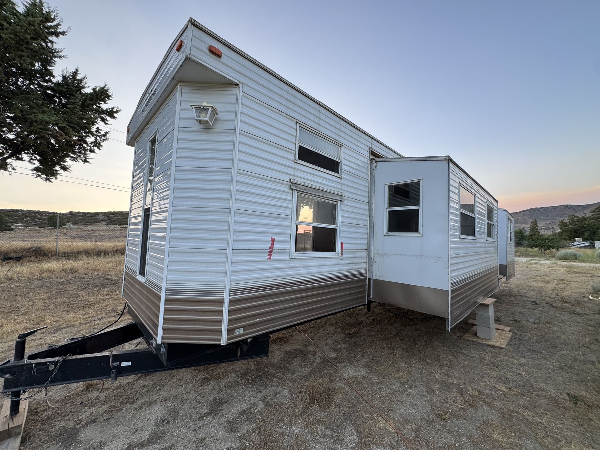 Trailer Mobile Home