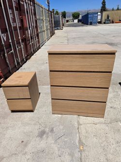 Dresser set