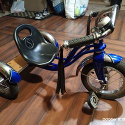 Schwinn Roadster Retro-Style Tricycle, 12-inch front wheel, ages 2 - 4, blue