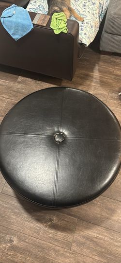 Storage ottoman