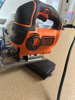 BLACK+DECKER 5.0-Amp Corded Electric Jig Saw with CurveControl (Model BDEJS600C)
