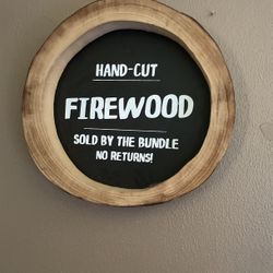 Little wooden sign