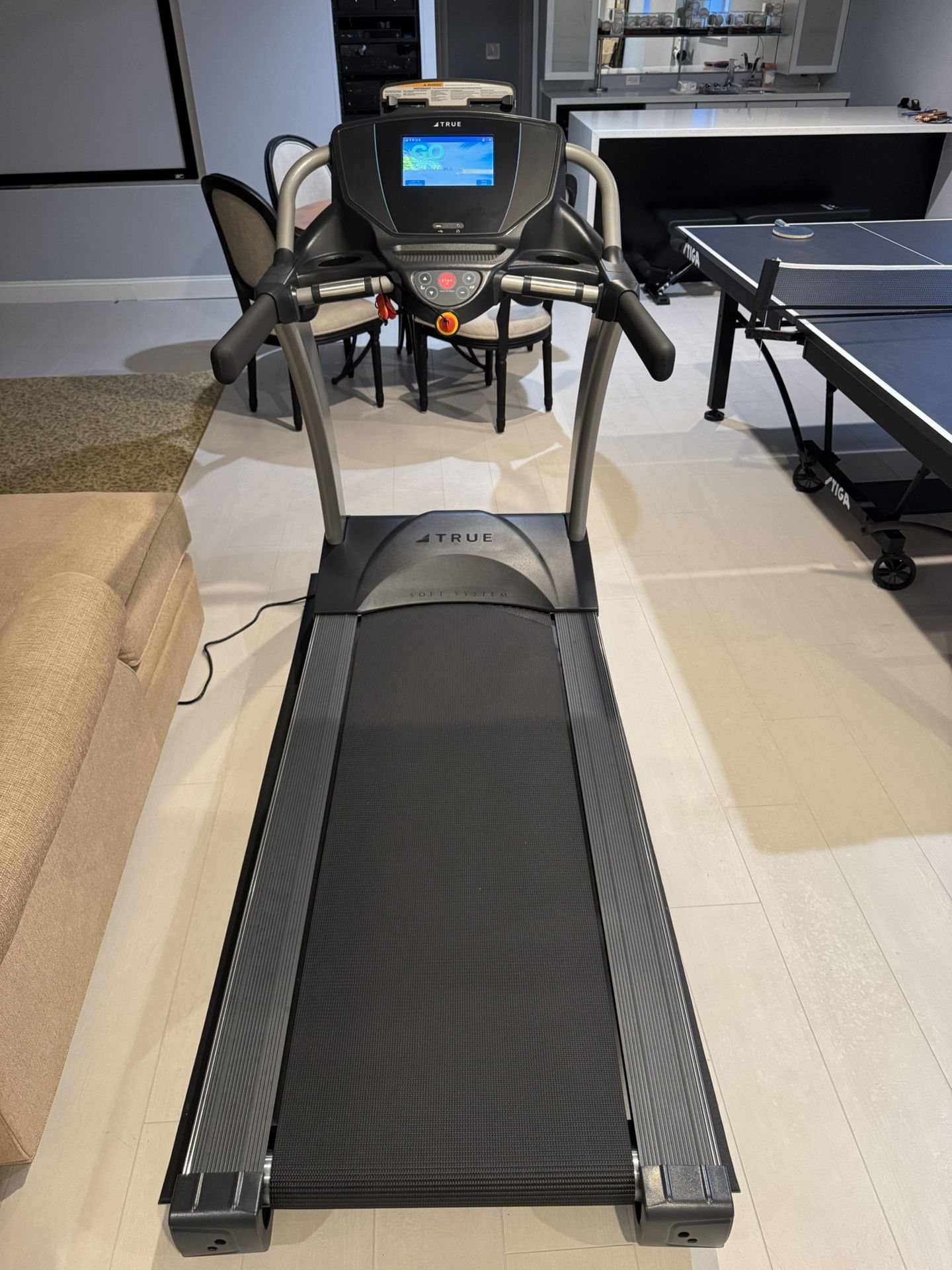 True Performance 800 Treadmill