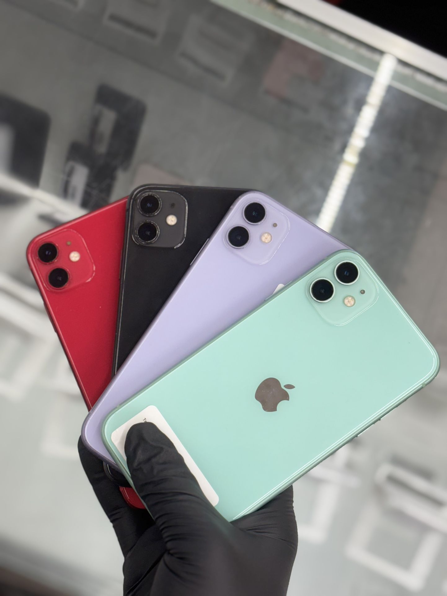 iPhone 11 64GB Factory Unlocked