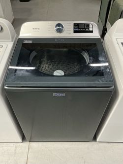Maytag 5.2 cu. ft. Top-load Washer w/Agitator