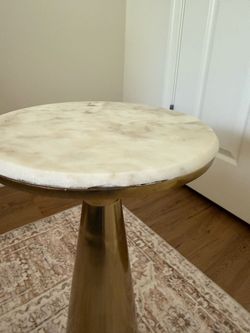 Round Marble Top Side Table Gold Base