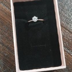 Moissanite RING