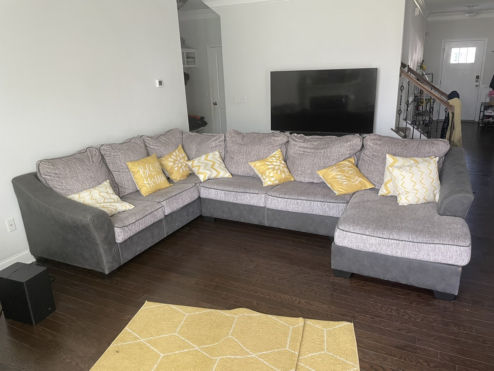 Ashley furniture 3 Piece Sectional