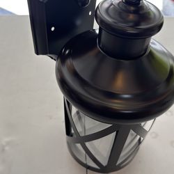 Outdoor Wall Light Fixture
