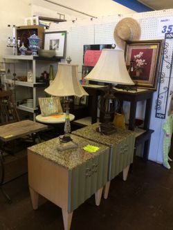 Featured items this week! Nice, clean gently used furniture!!