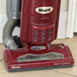 Shark upright vacuum
