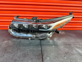2017 2018 2019 2020 2021 2022 TOYOTA PRIUS PRIME left drive  SIDE HEADLIGHT LED. ( complete ) OEM