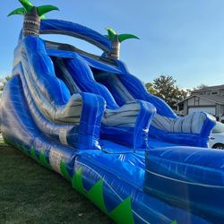 Water Slide Jumper 