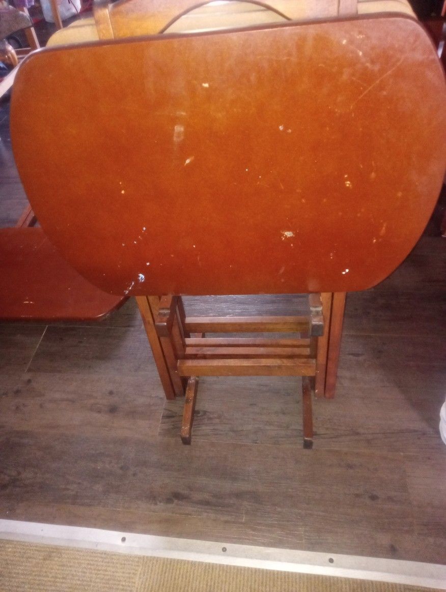 Vintage 5 Piece Table