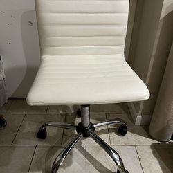 Rolling Computer Chair