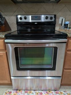 30in. Whirlpool Electric Range