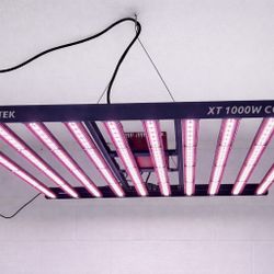 PHOTONTEK XT 1000W CO2 PRO LED Grow Lights – Commercial Grade, Like New