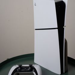 PS5 slim with disk drive